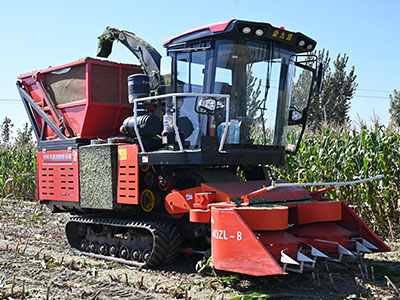 小型履帶式青儲機